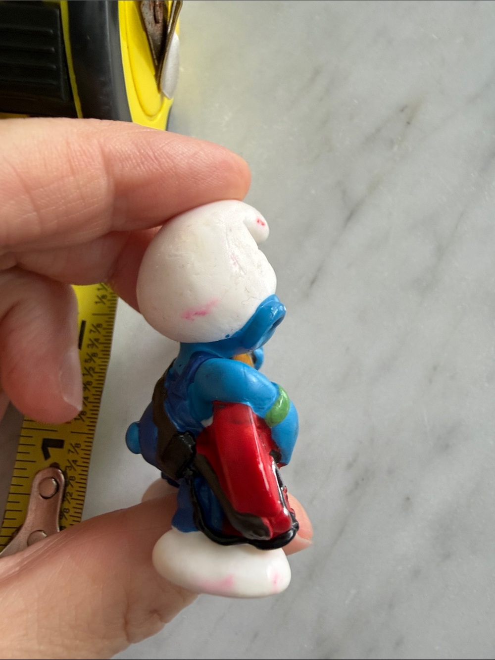 Blue Guitar-Smurf Kids Figure - Blue and Red - Picture 3 of 4